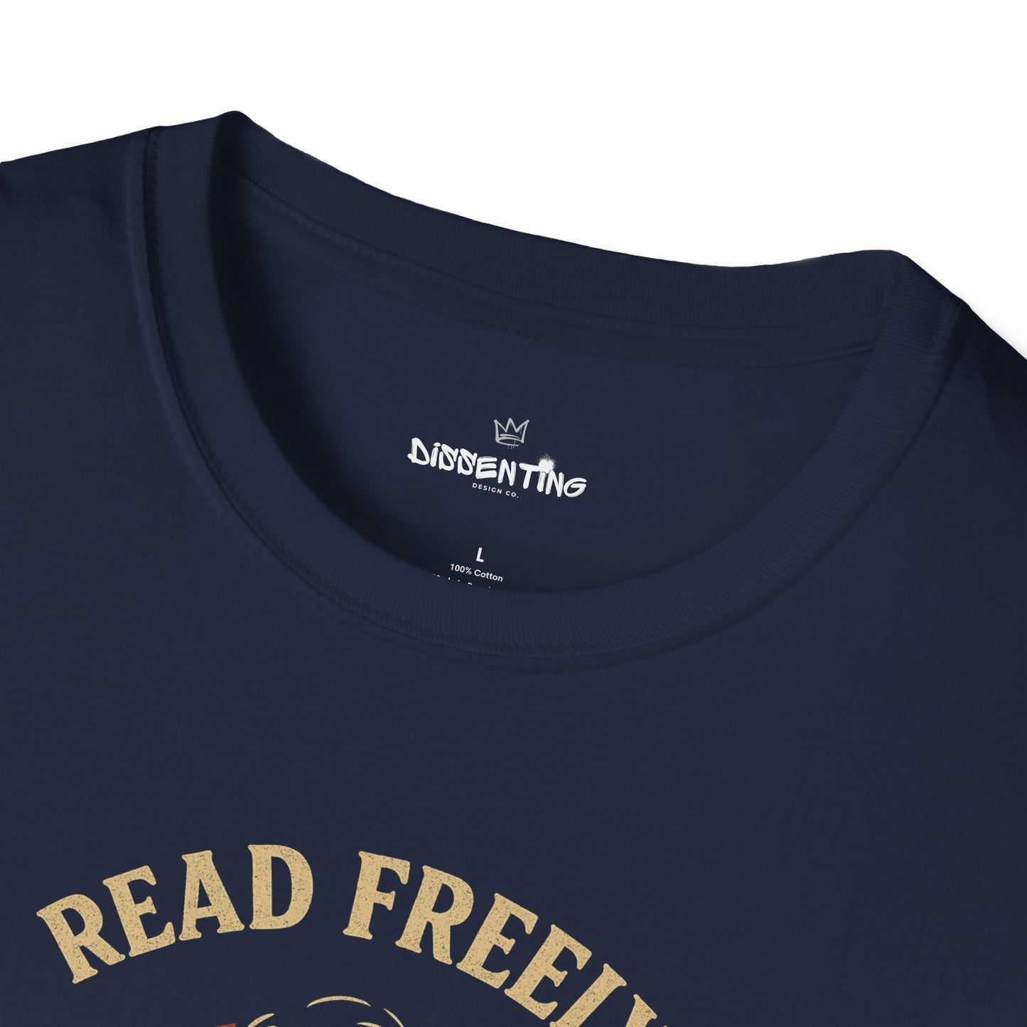 Read Freely. Think Boldly. – Gildan Softstyle Tee