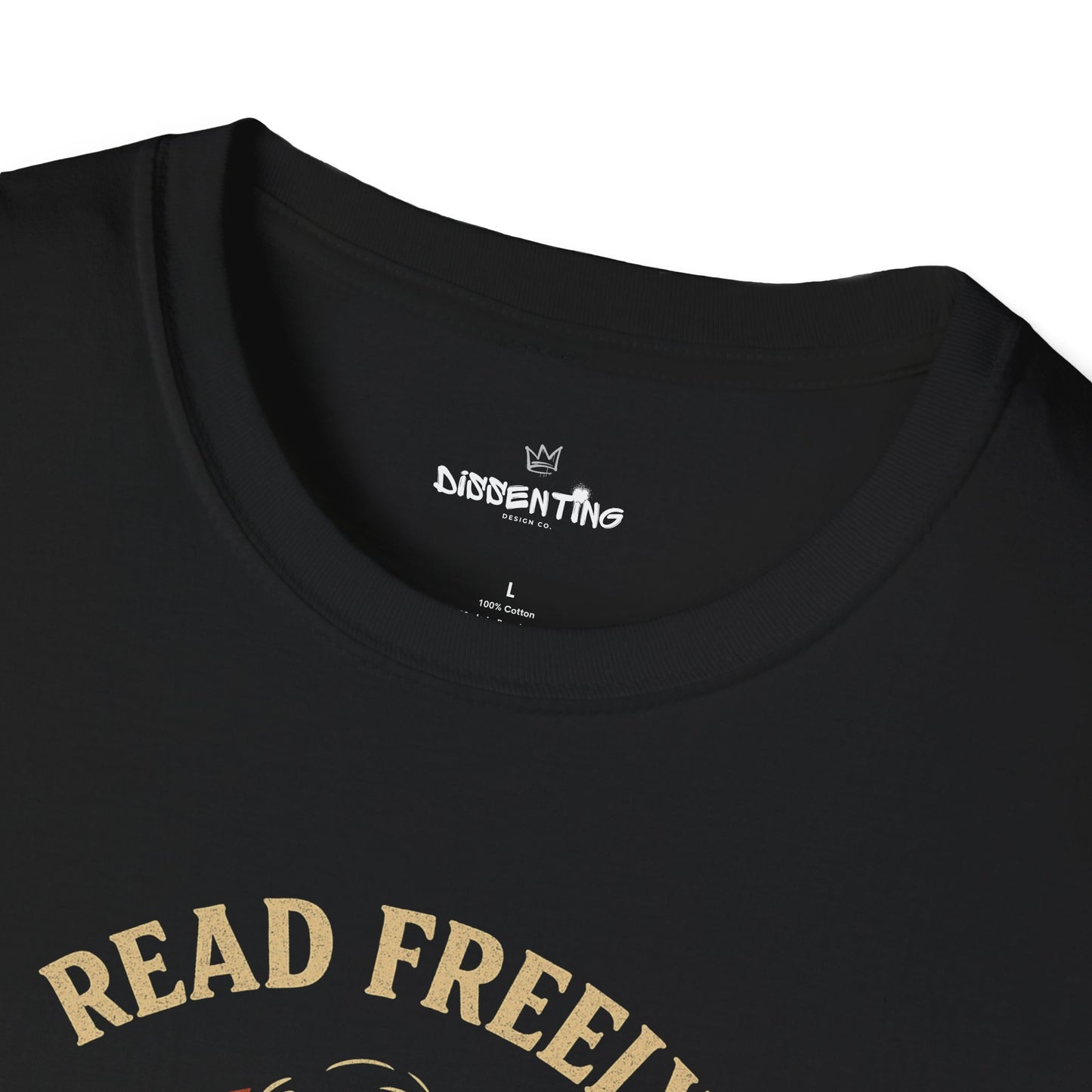 Read Freely. Think Boldly. – Gildan Softstyle Tee